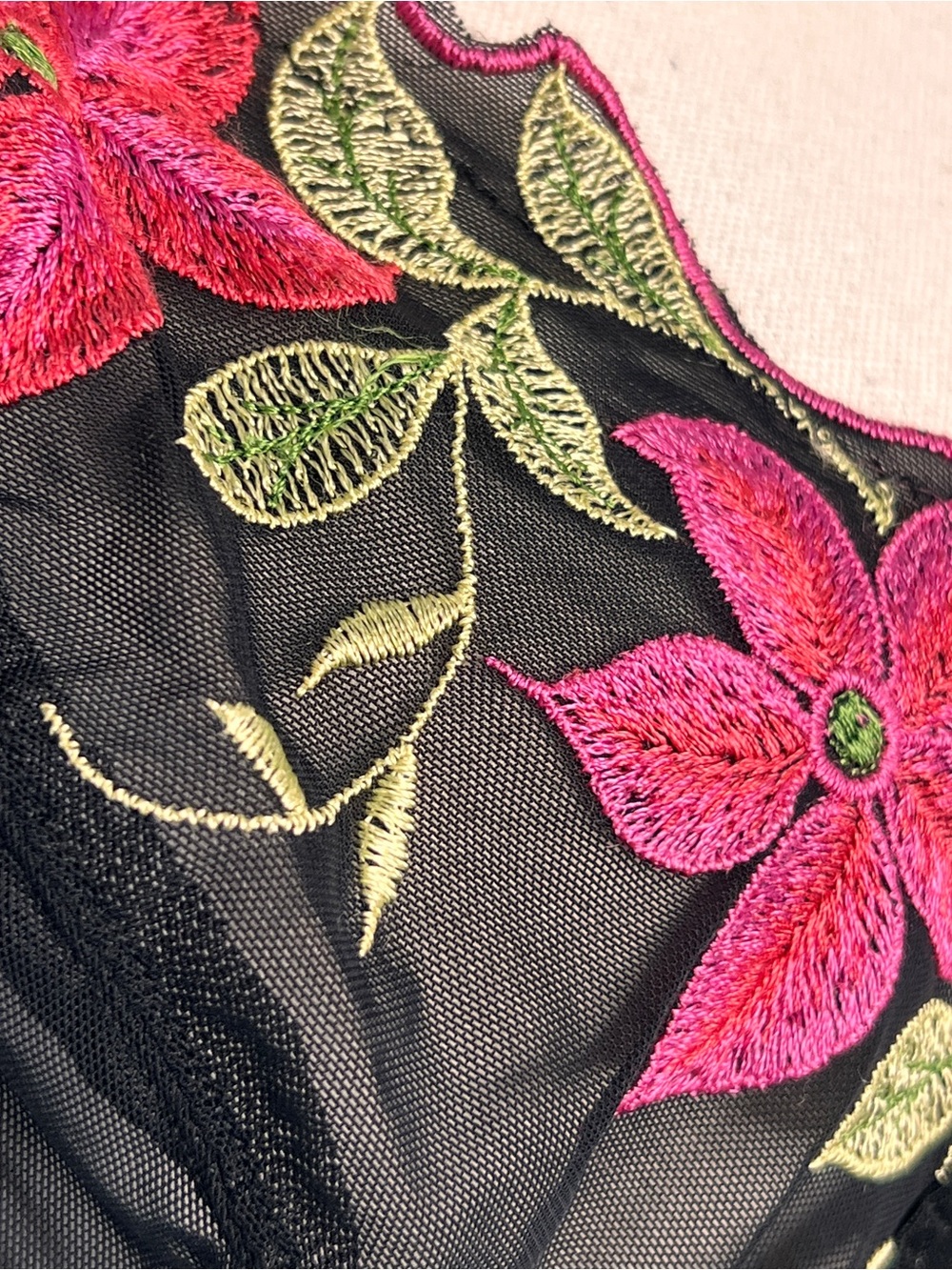 Cacique Black Sheer Embroidered Floral Cami Babydoll Chemise Womens Size 18/20 - Picture 2 of 8